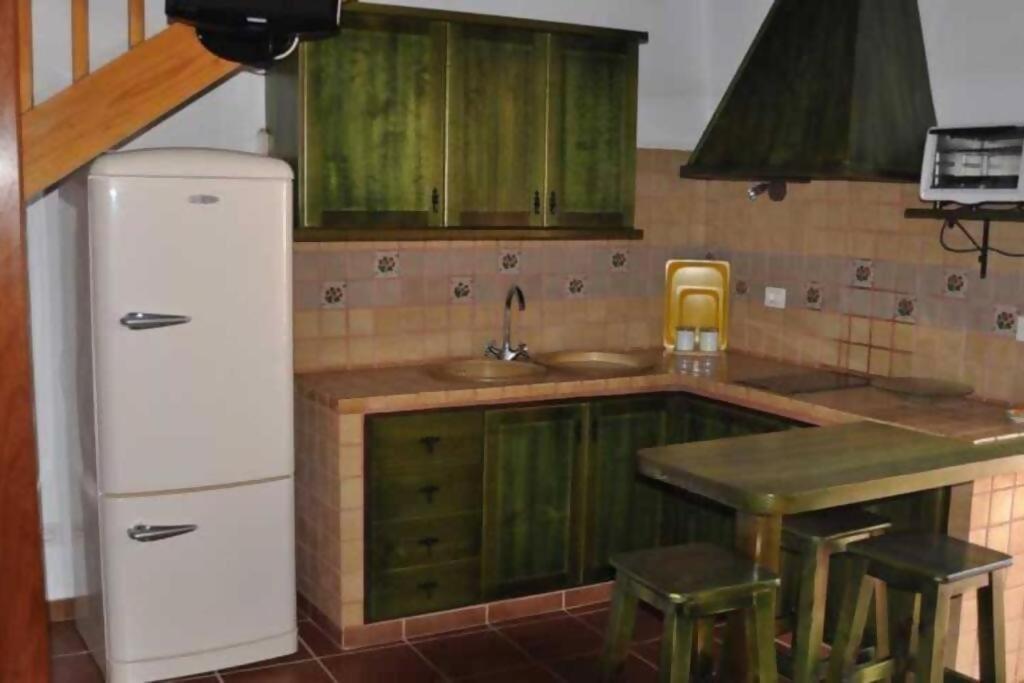 Casa Rural De 1945 Dos Plantas Patio Y Barbacoa Frontera Luaran gambar